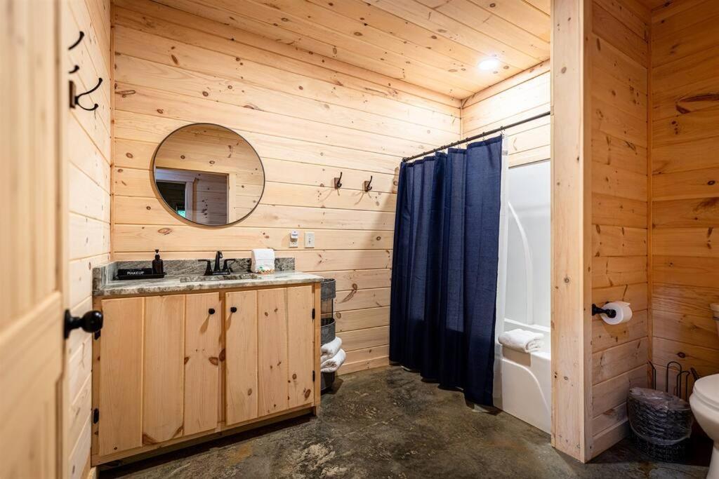 Luxe Family Cabin 8 Min To Downtown 블루리지 외부 사진