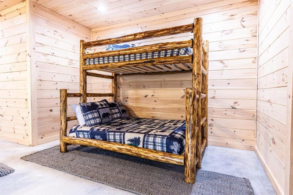 Luxe Family Cabin 8 Min To Downtown 블루리지 외부 사진