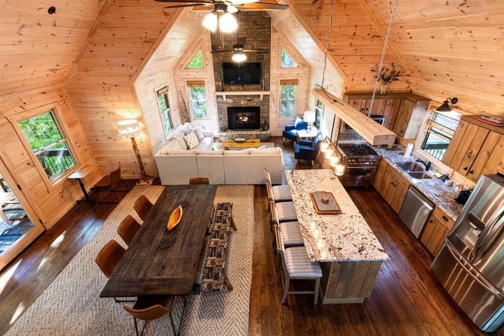 Luxe Family Cabin 8 Min To Downtown 블루리지 외부 사진