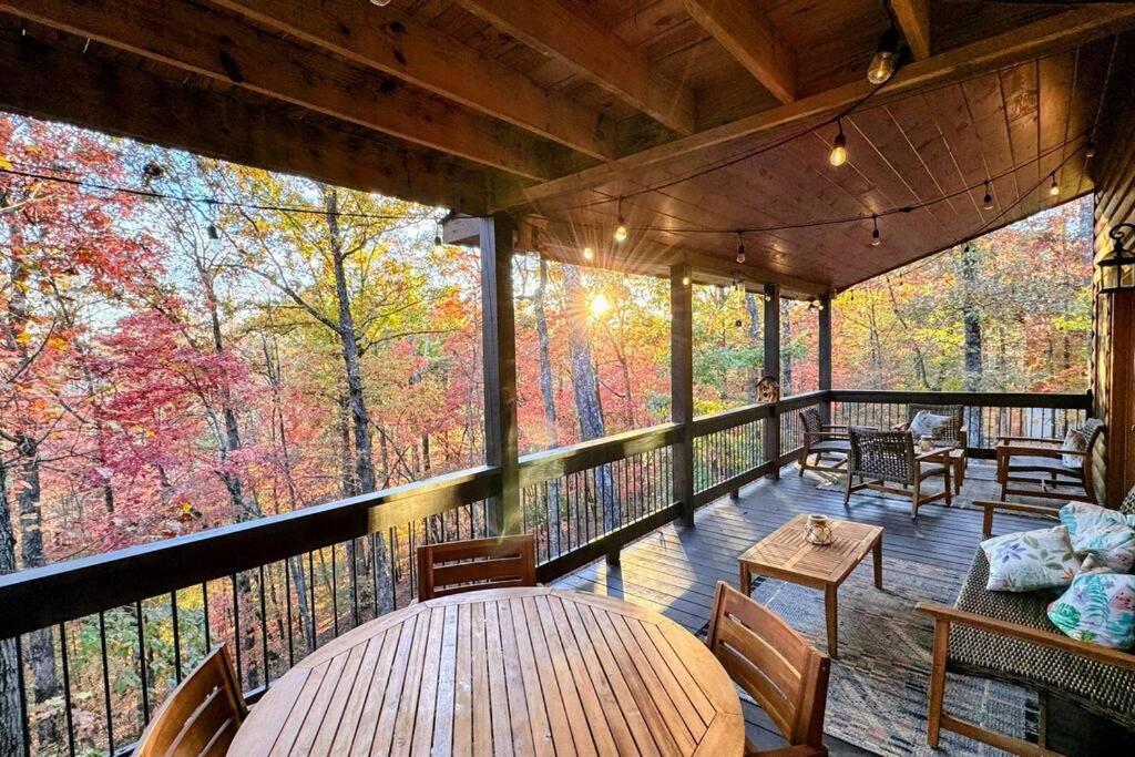 Luxe Family Cabin 8 Min To Downtown 블루리지 외부 사진